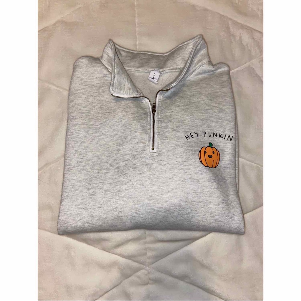 crew neck sweatshirt
